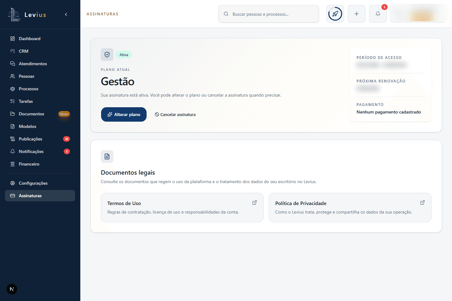 Captura sanitizada da assinatura com datas comerciais borradas e o botão Alterar plano destacado.